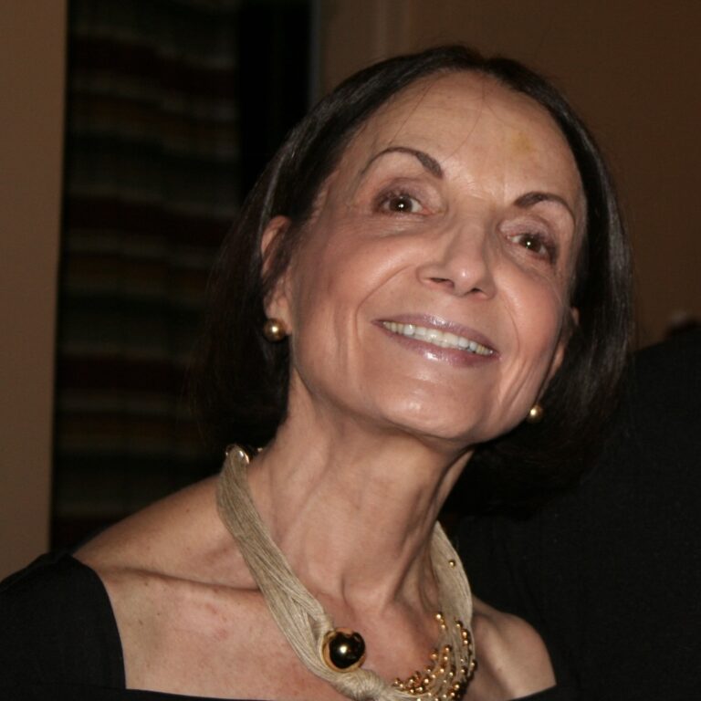 Barbara Landay
