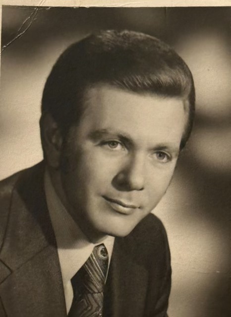 Sander L. Lenenberg