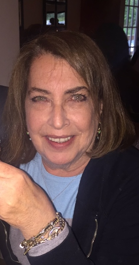 Leslee Ellen Holzer